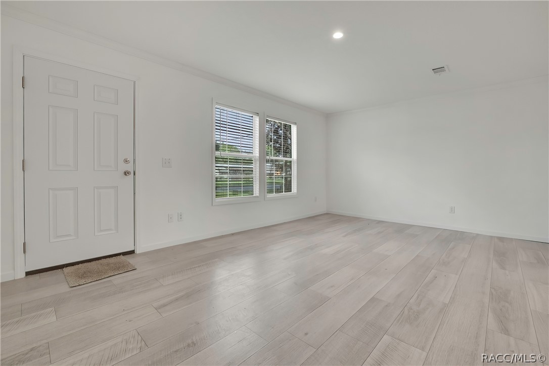 6790 W Park Drive, Homosassa, FL 34446