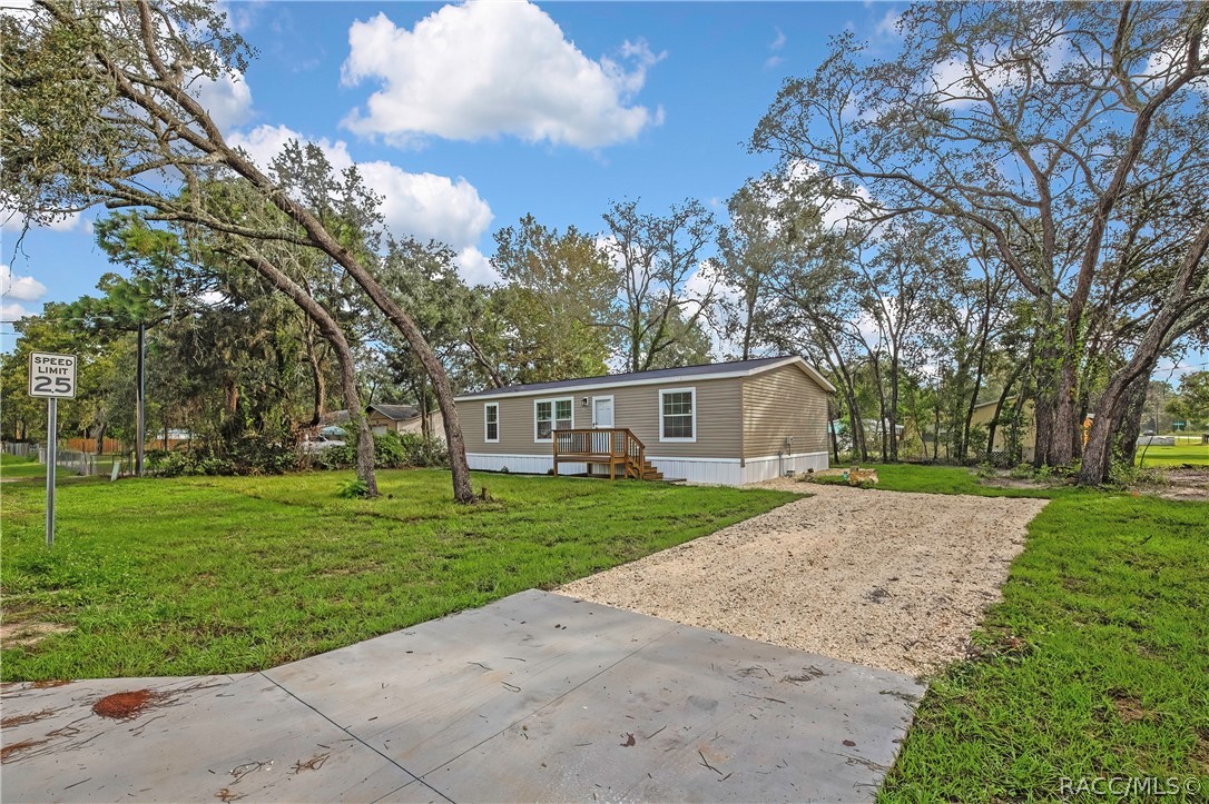 6790 W Park Drive, Homosassa, FL 34446