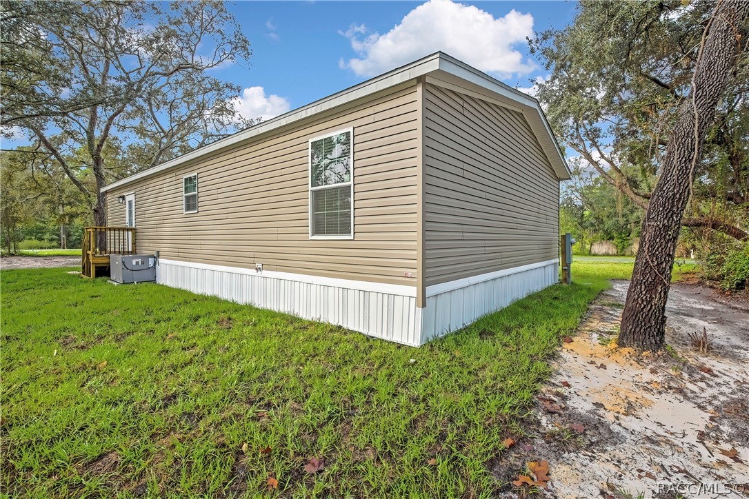 6790 W Park Drive, Homosassa, FL 34446