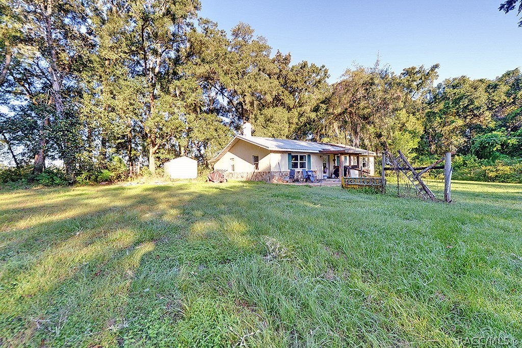 7090 S Florida Avenue, Floral City, FL 34436