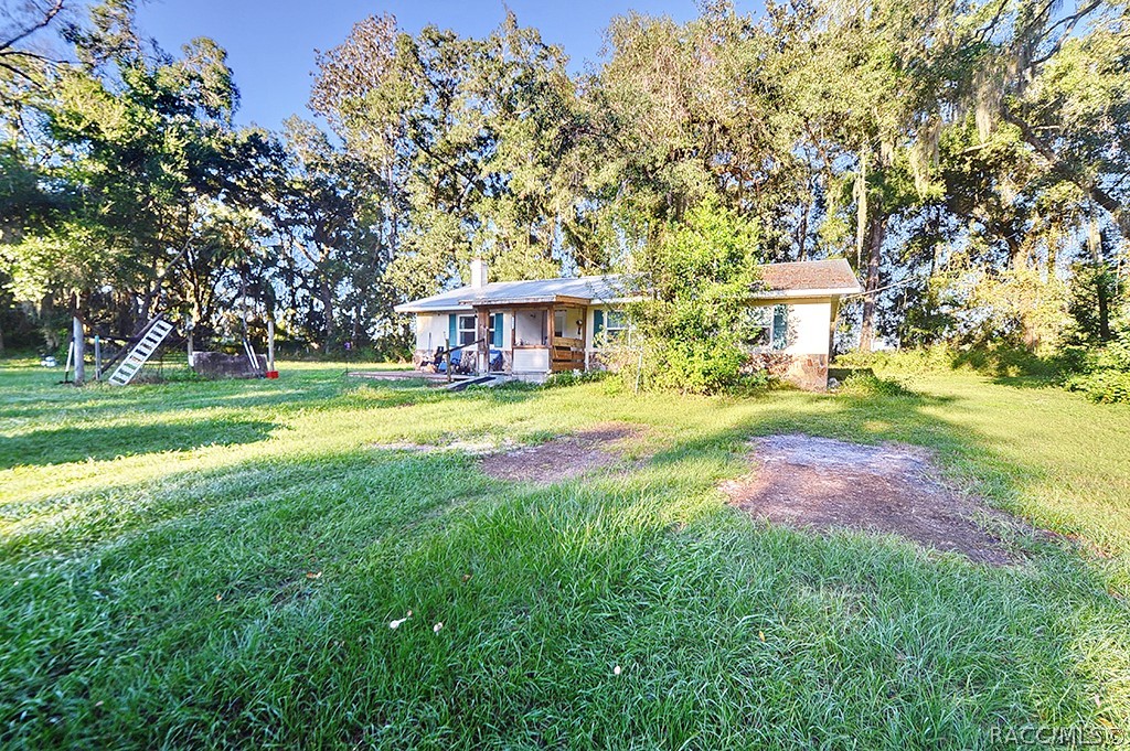 7090 S Florida Avenue, Floral City, FL 34436