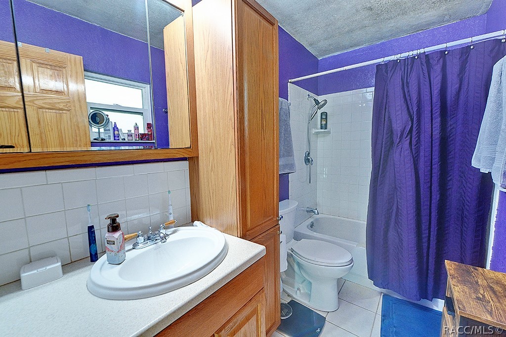 7090 S Florida Avenue, Floral City, FL 34436