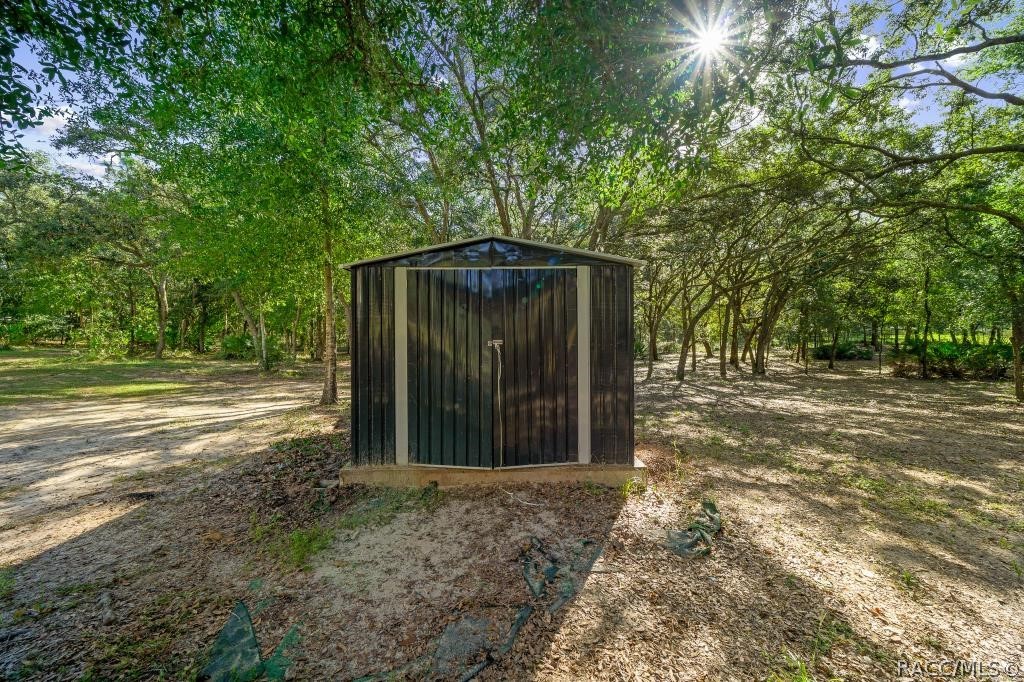 4204 W Donali Court, Homosassa, FL 34446