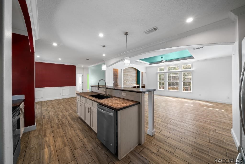 4204 W Donali Court, Homosassa, FL 34446