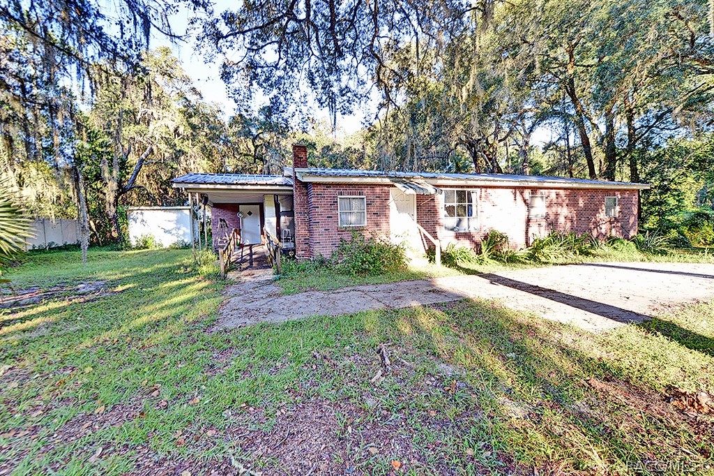 7122 S Florida Avenue, Floral City, FL 34436