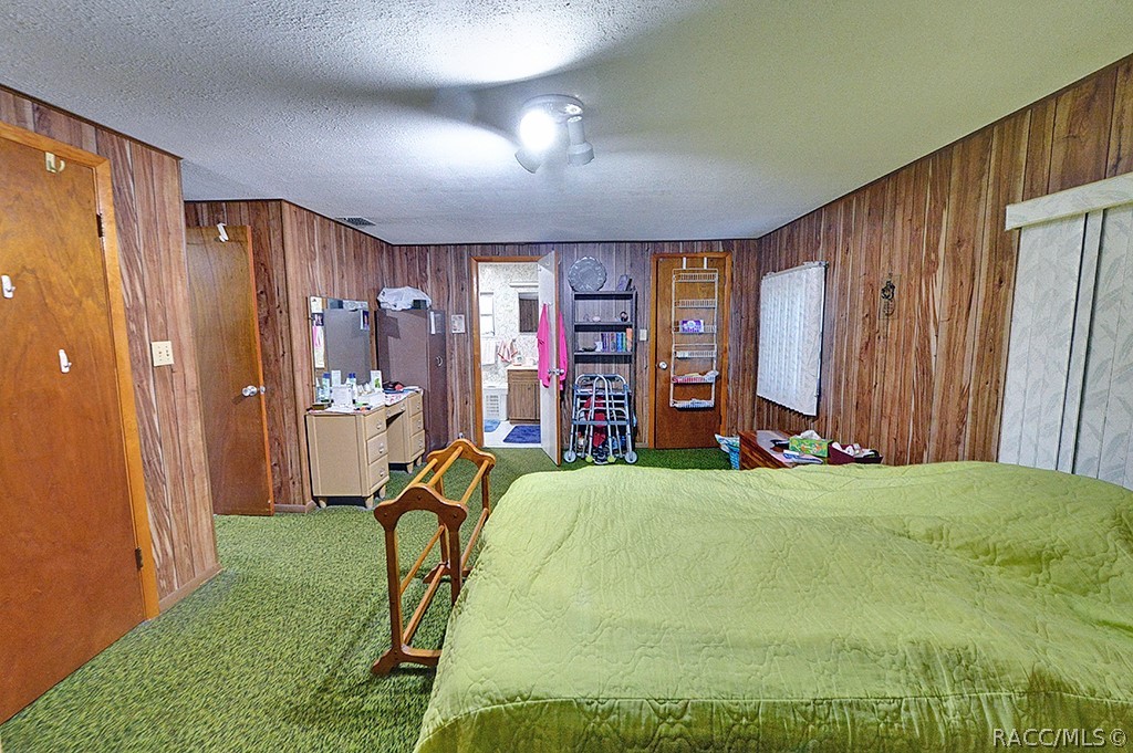 7122 S Florida Avenue, Floral City, FL 34436