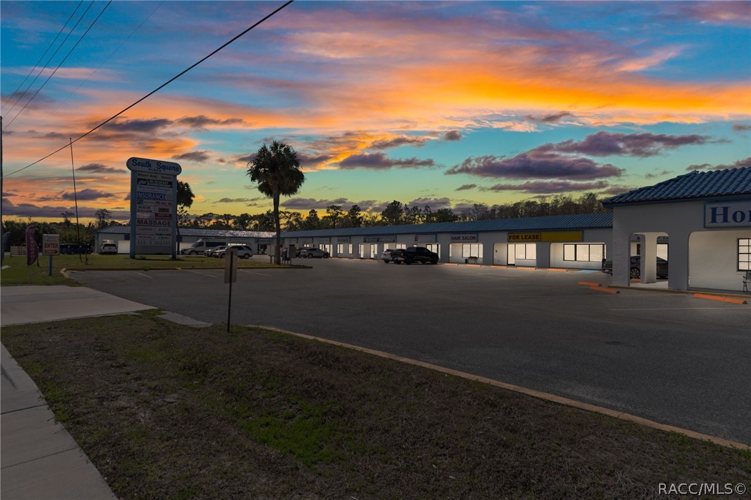 922 N Suncoast Boulevard, Crystal River, FL 34429 922 N Suncoast Boulevard, Crystal River, FL 34429