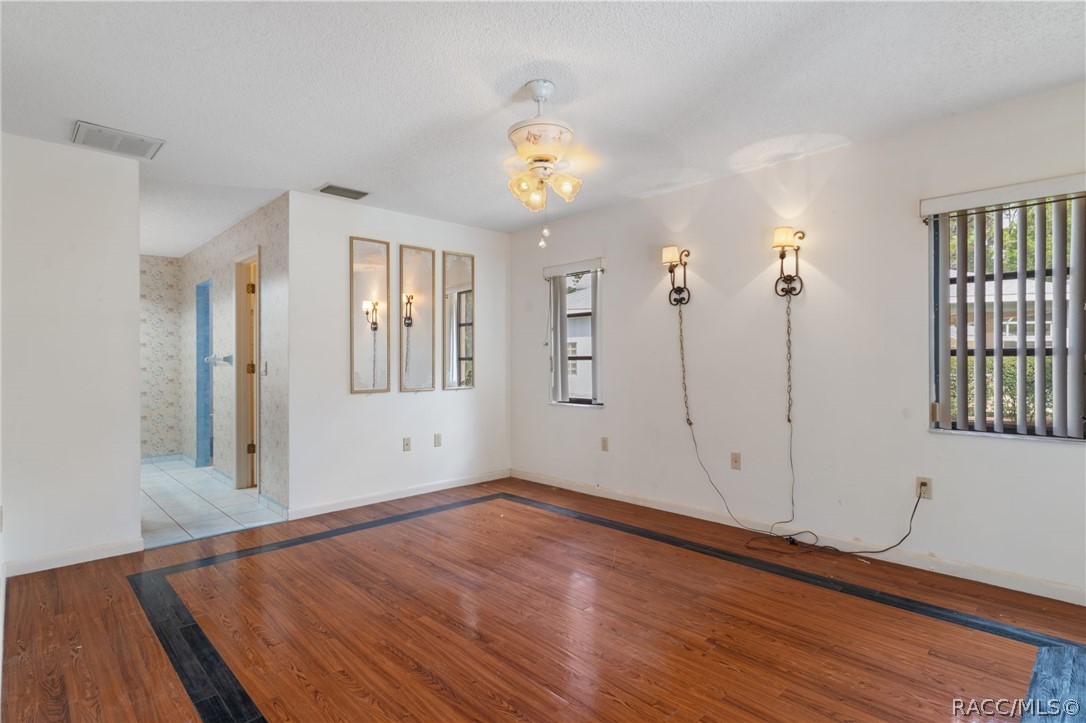 9 N TUPELO Court, Homosassa, FL 34446
