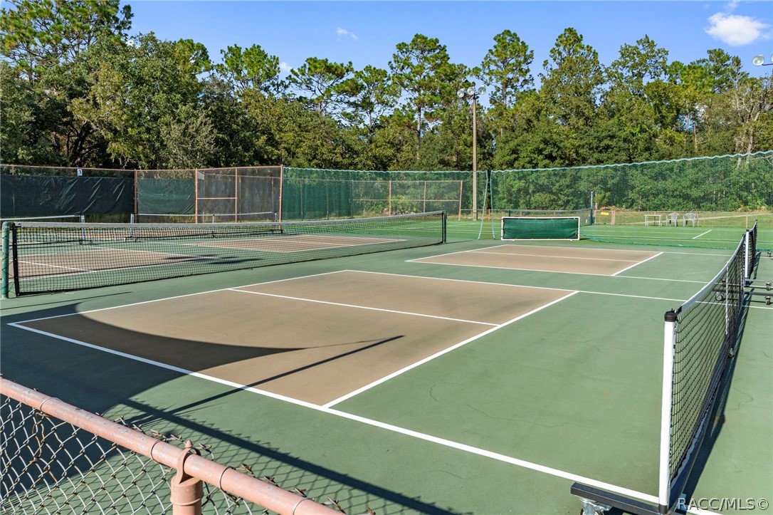 9 N TUPELO Court, Homosassa, FL 34446