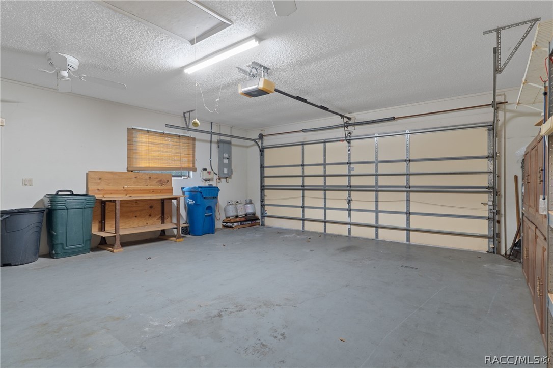 9 N TUPELO Court, Homosassa, FL 34446