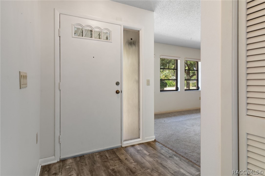 9 N TUPELO Court, Homosassa, FL 34446