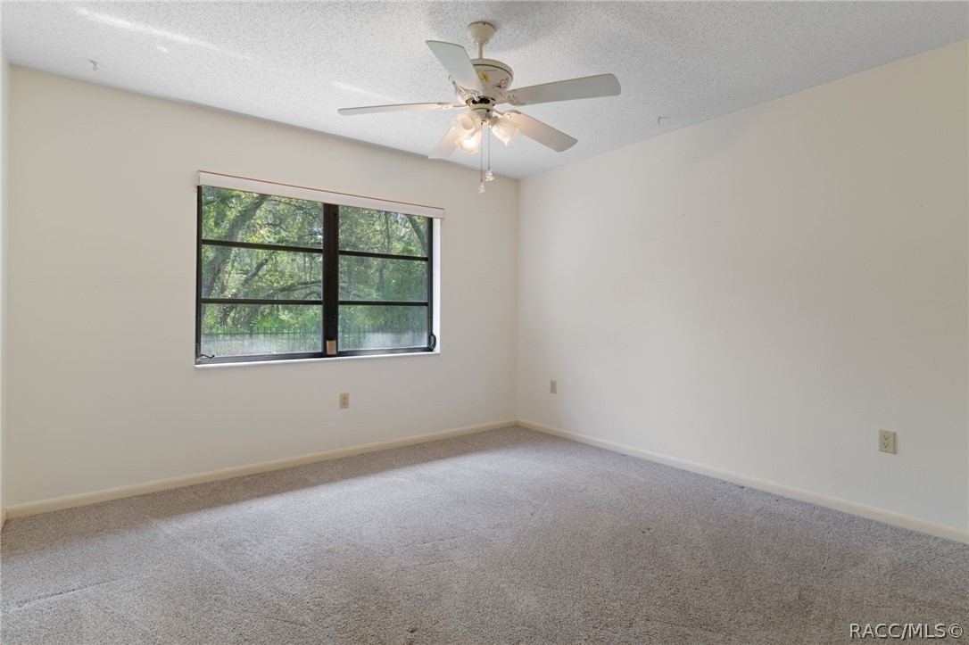 9 N TUPELO Court, Homosassa, FL 34446
