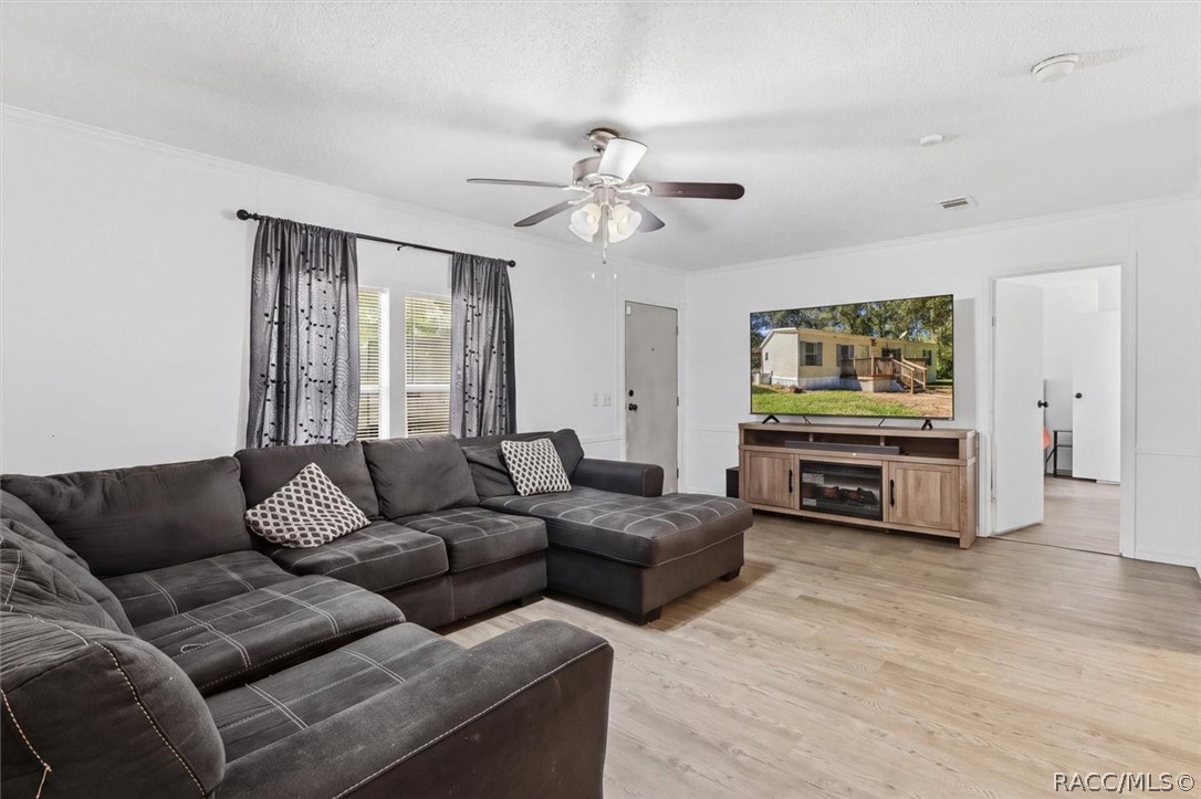 6820 N Dawson Drive, Hernando, FL 34442