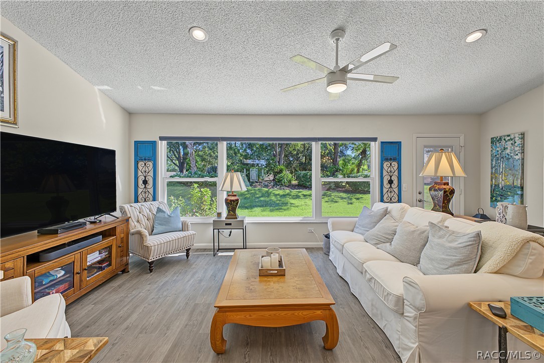 2427 Hidden Trail Drive, Spring Hill, FL 34606