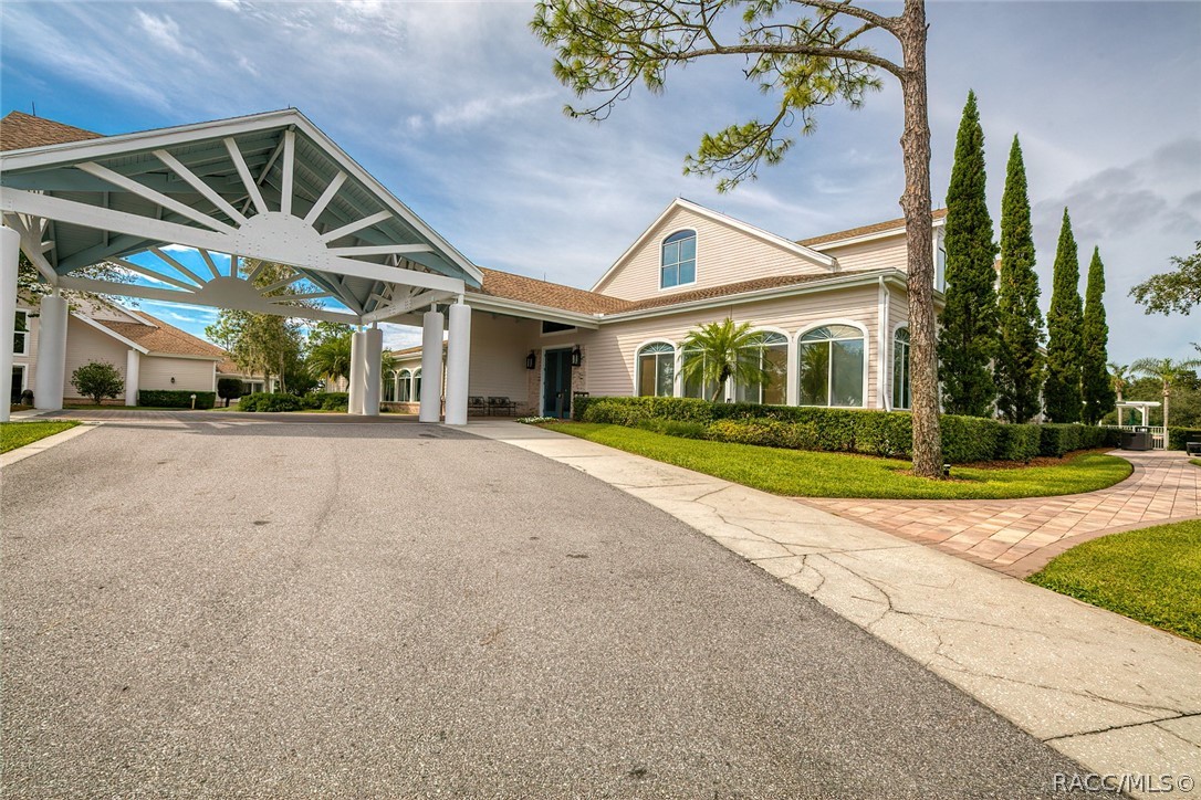 2427 Hidden Trail Drive, Spring Hill, FL 34606