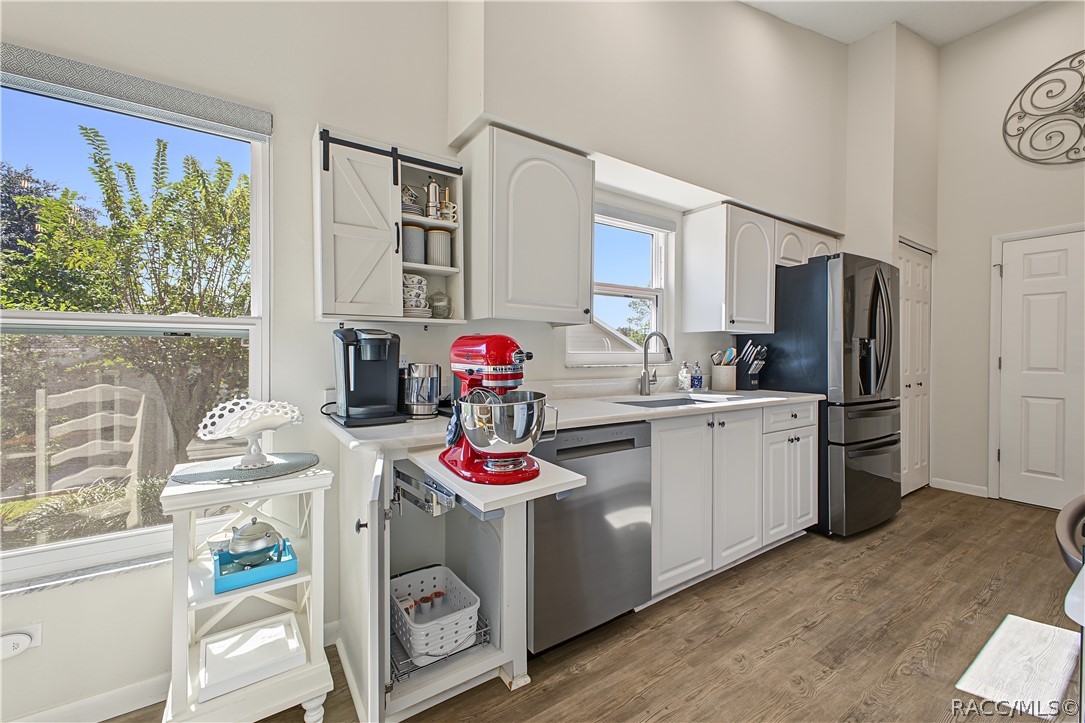 2427 Hidden Trail Drive, Spring Hill, FL 34606