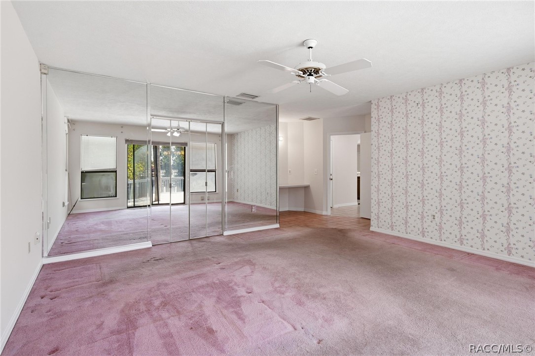 11782 W Valley Spring Lane, Homosassa, FL 34448