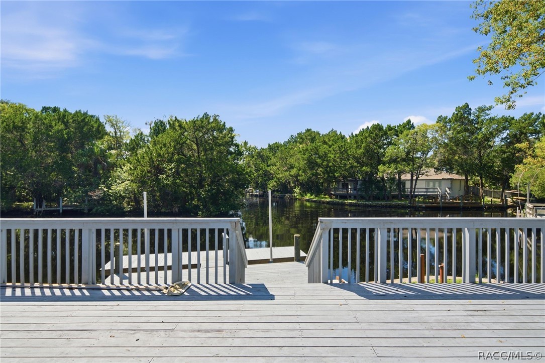 11782 W Valley Spring Lane, Homosassa, FL 34448