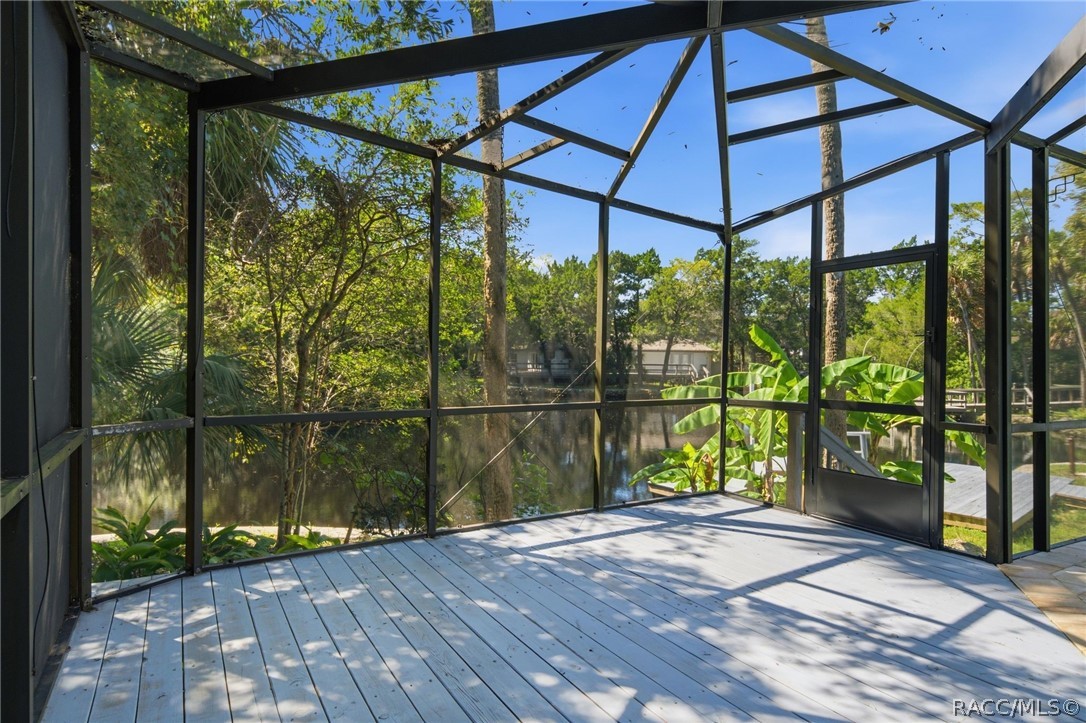 11782 W Valley Spring Lane, Homosassa, FL 34448