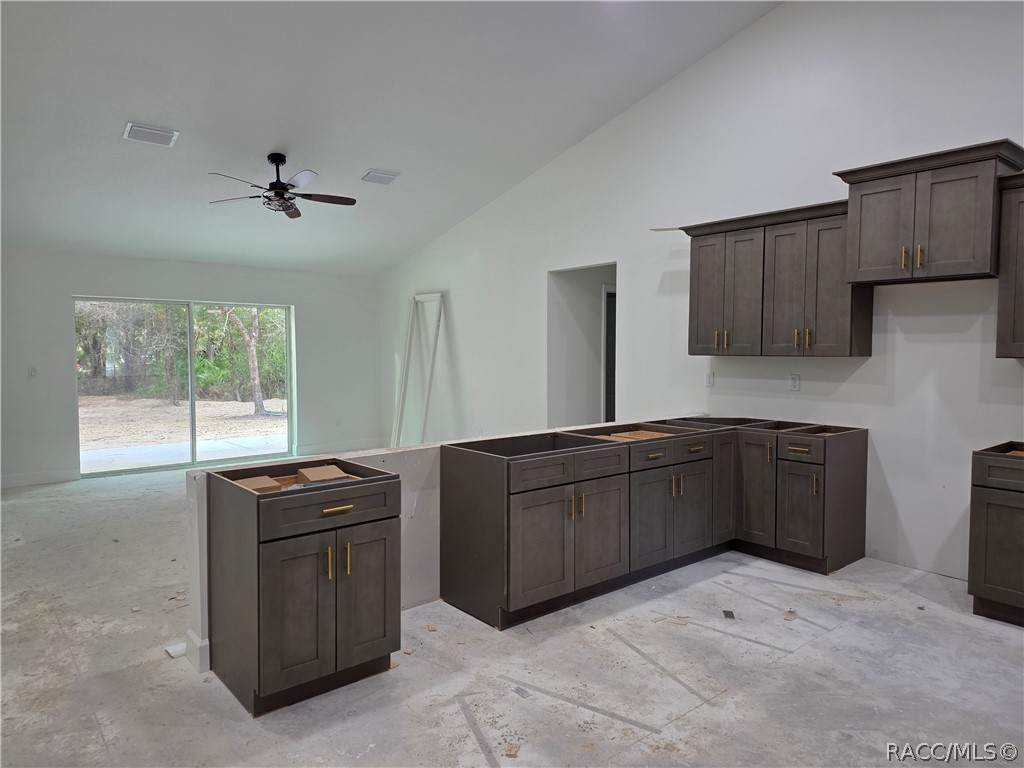 10487 W Dunnellon Road, Crystal River, FL 34428