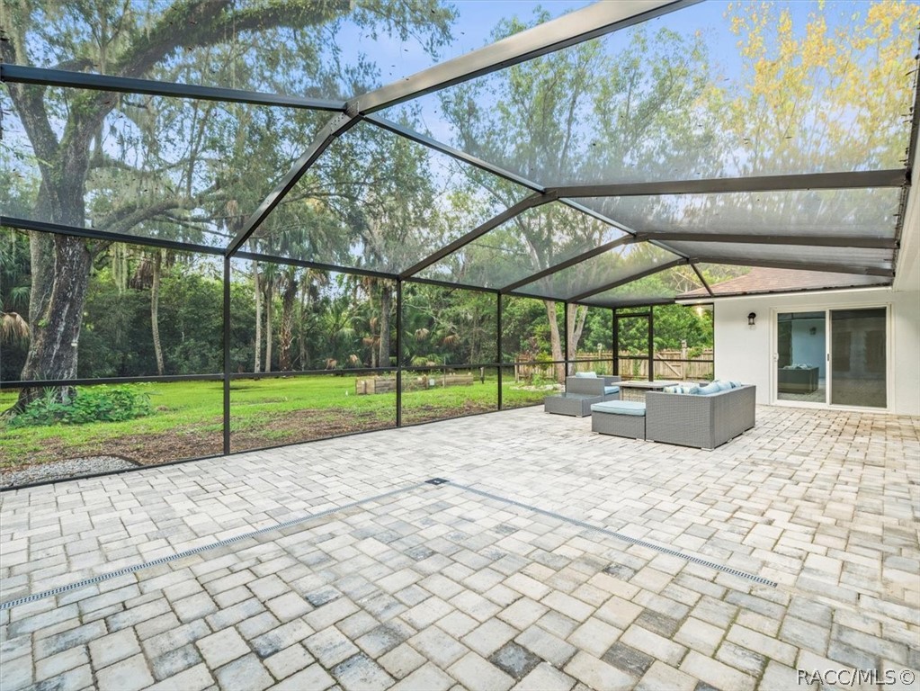 11815 W Waterway Drive, Homosassa, FL 34448