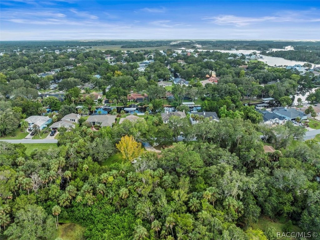 11815 W Waterway Drive, Homosassa, FL 34448