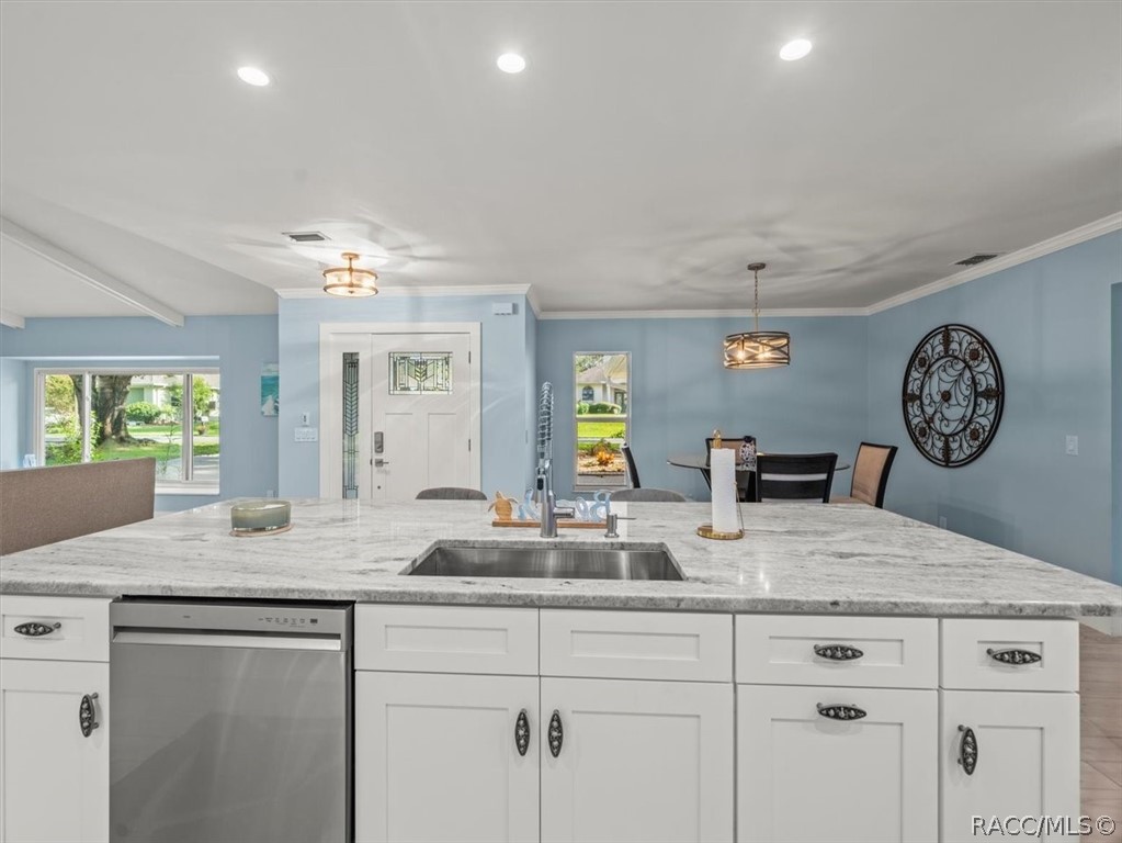 11815 W Waterway Drive, Homosassa, FL 34448