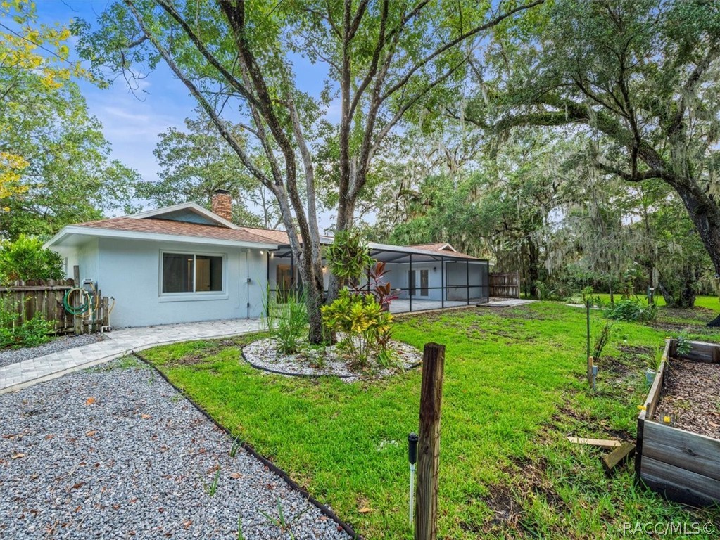 11815 W Waterway Drive, Homosassa, FL 34448