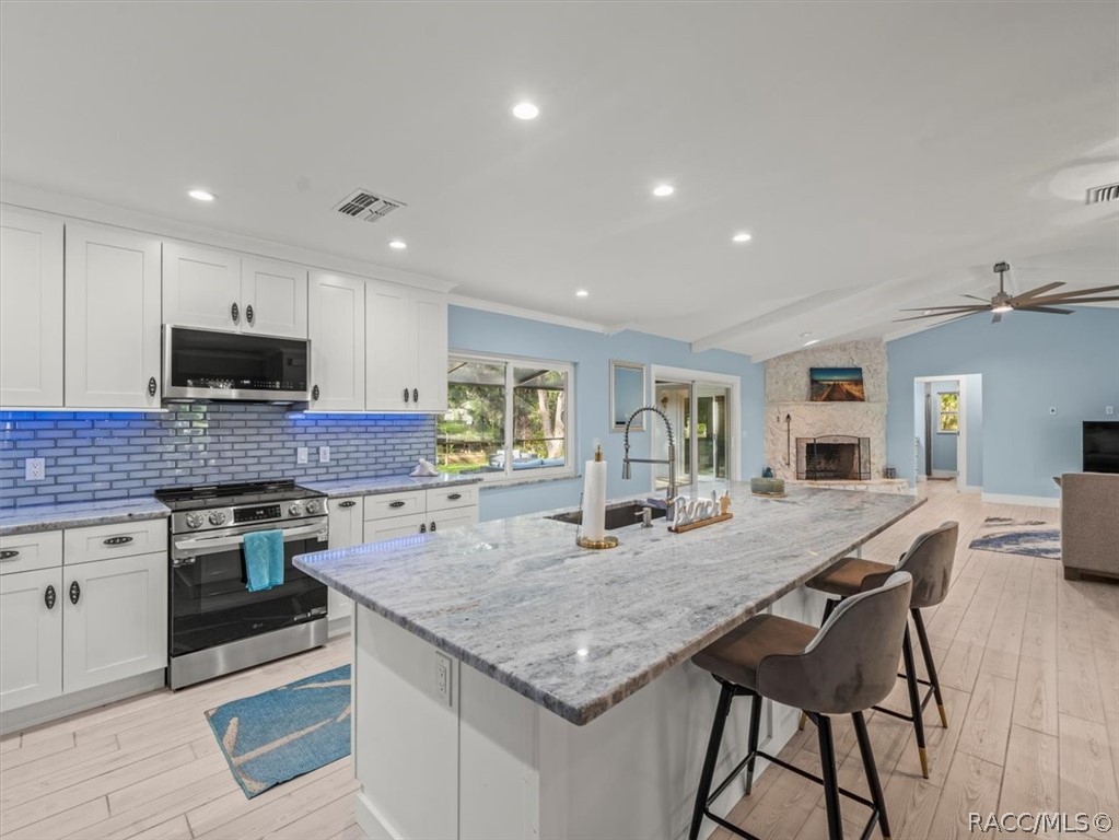11815 W Waterway Drive, Homosassa, FL 34448 11815 W Waterway Drive, Homosassa, FL 34448