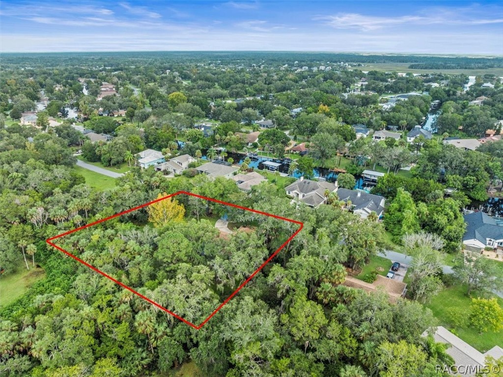 11815 W Waterway Drive, Homosassa, FL 34448