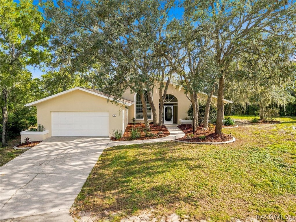 18 Dahlia Court S, Homosassa, FL 34446
