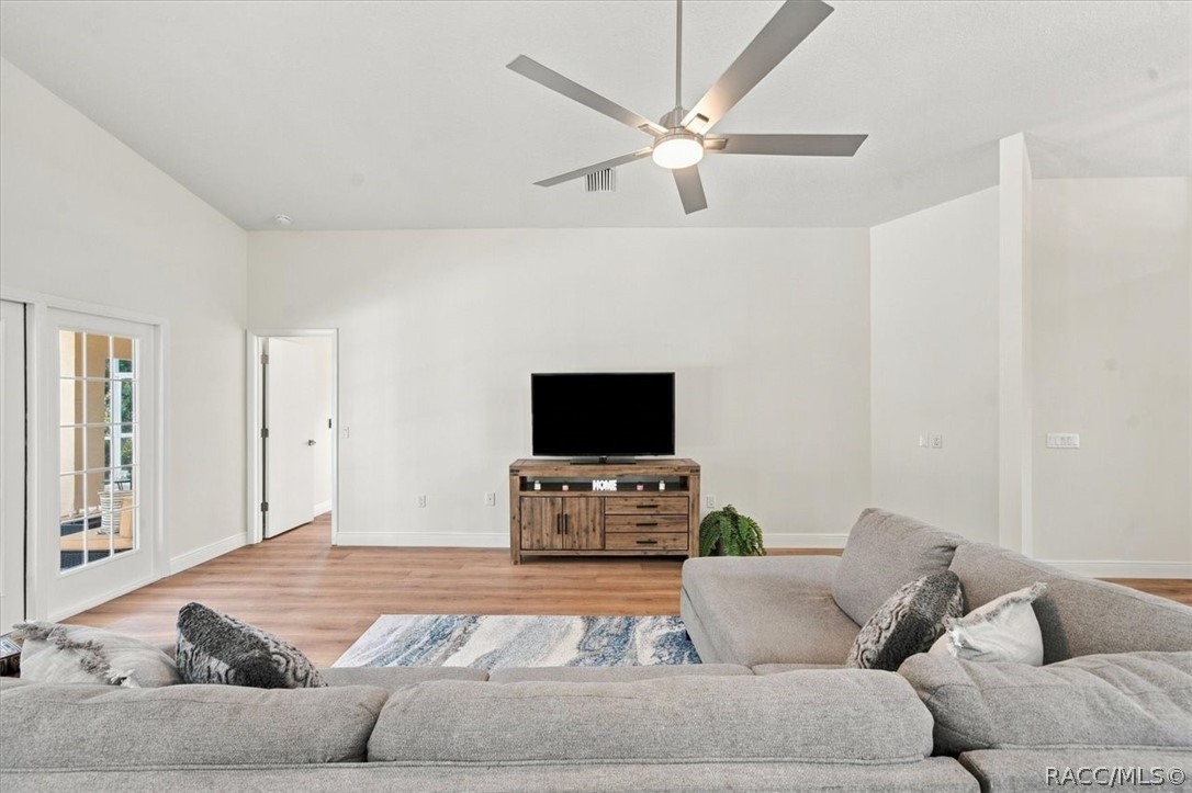 18 Dahlia Court S, Homosassa, FL 34446
