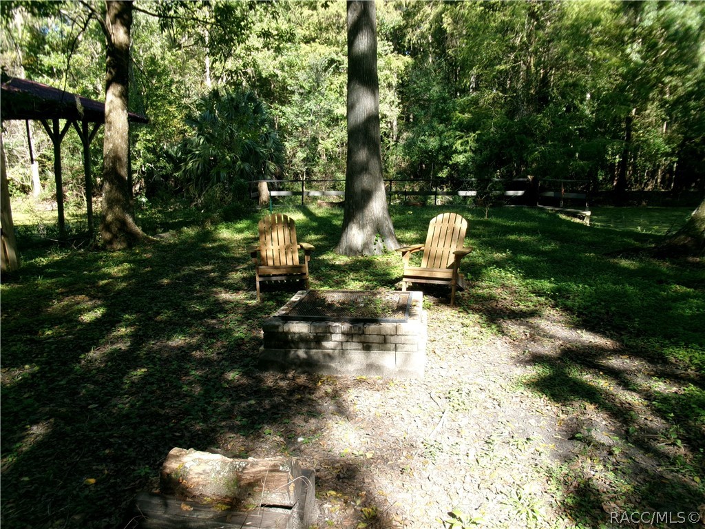 353 N Robin Hood Road, Inverness, FL 34450