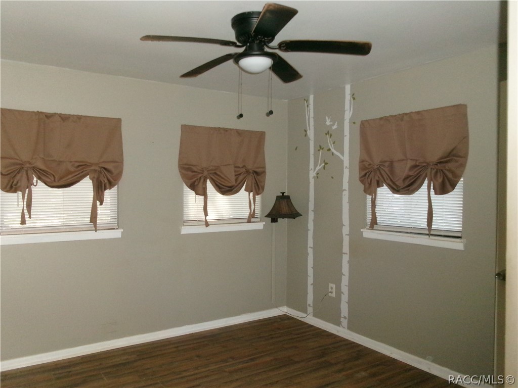 353 N Robin Hood Road, Inverness, FL 34450 353 N Robin Hood Road, Inverness, FL 34450