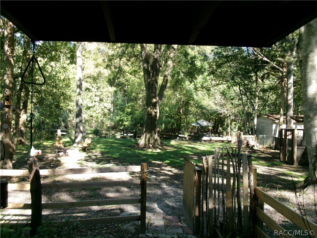353 N Robin Hood Road, Inverness, FL 34450