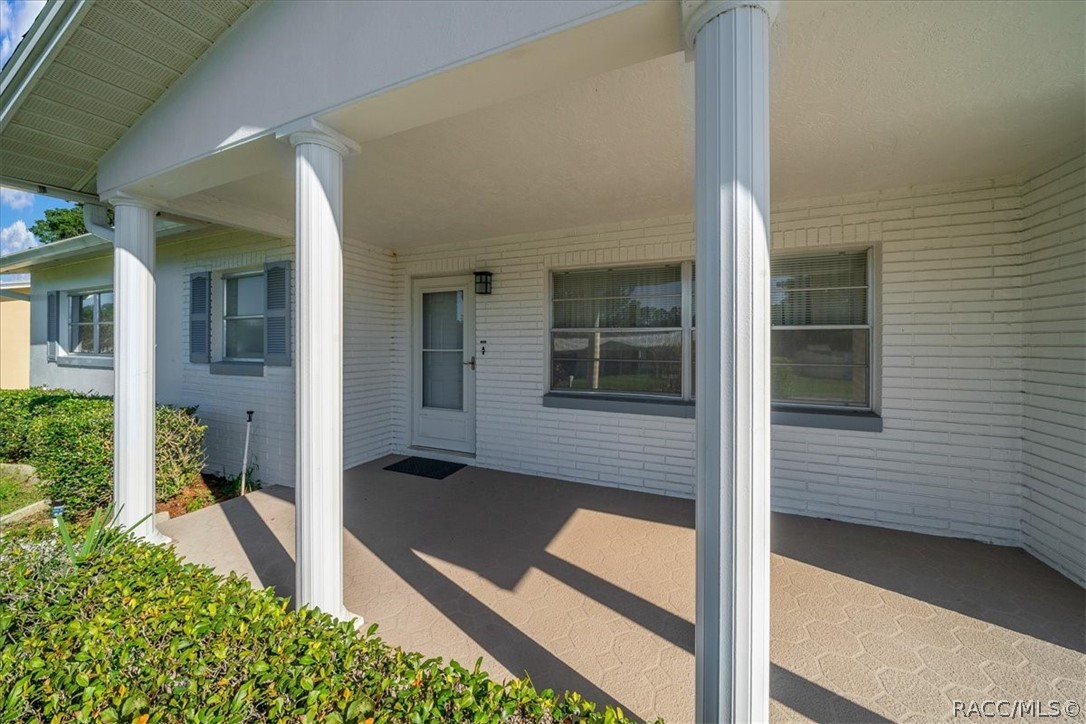 317 S Barbour Street, Beverly Hills, FL 34465