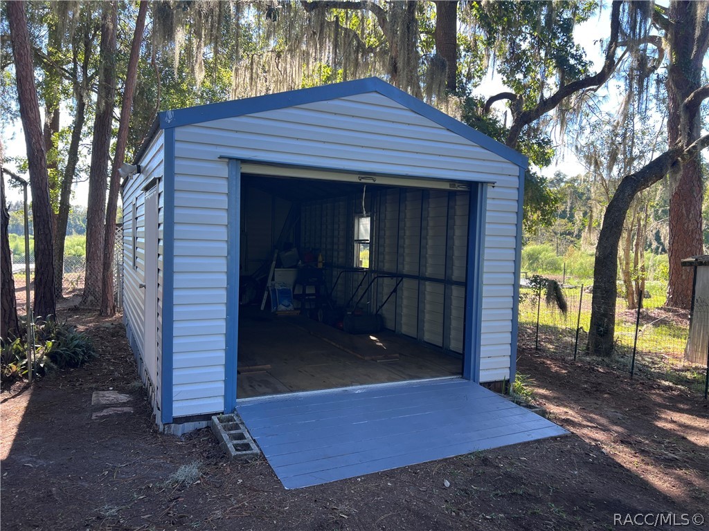 6006 N Tsala Apopka Drive, Hernando, FL 34442