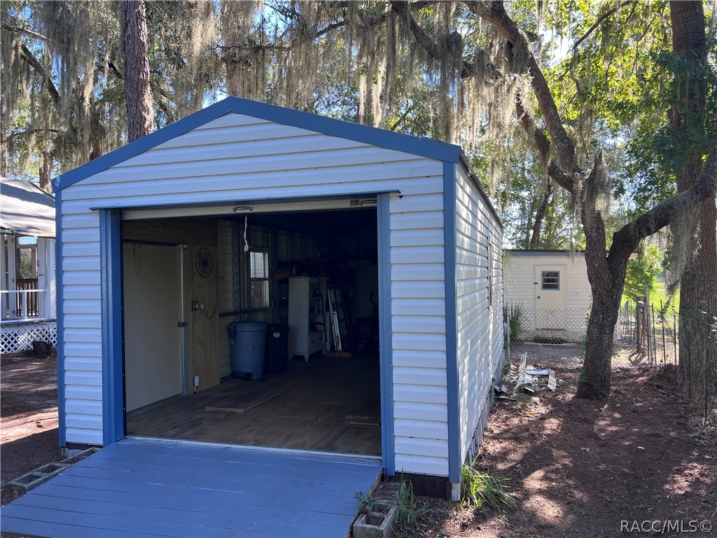 6006 N Tsala Apopka Drive, Hernando, FL 34442