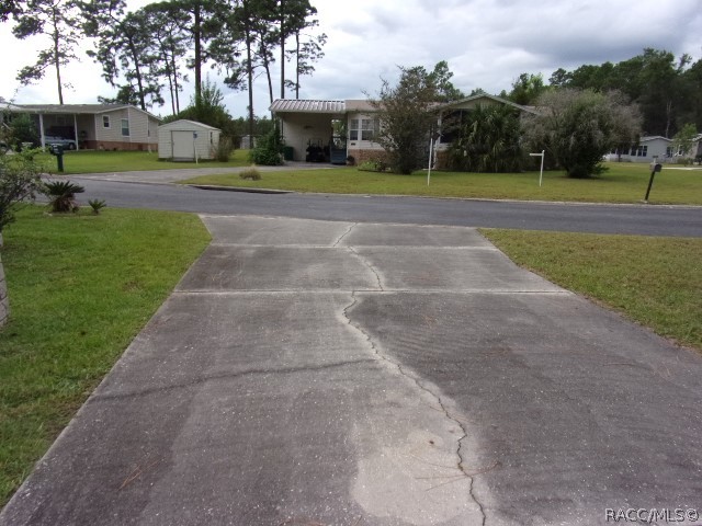 8451 N Cedar Elm Way, Dunnellon, FL 34433
