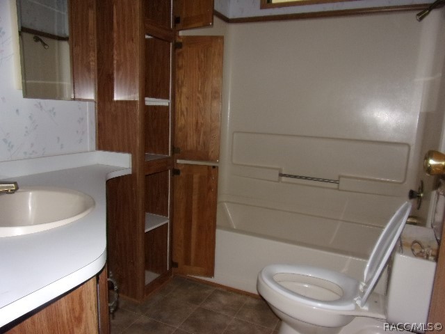 8451 N Cedar Elm Way, Dunnellon, FL 34433