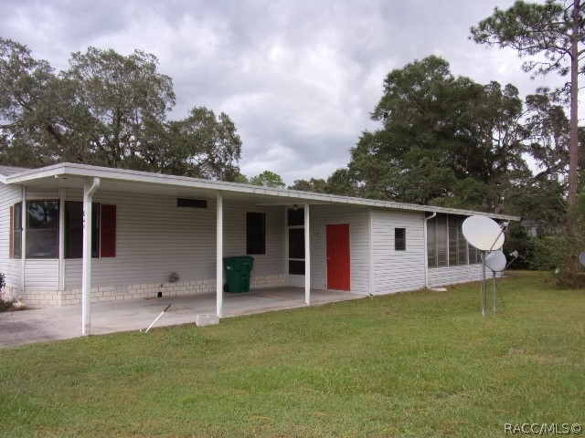 8451 N Cedar Elm Way, Dunnellon, FL 34433