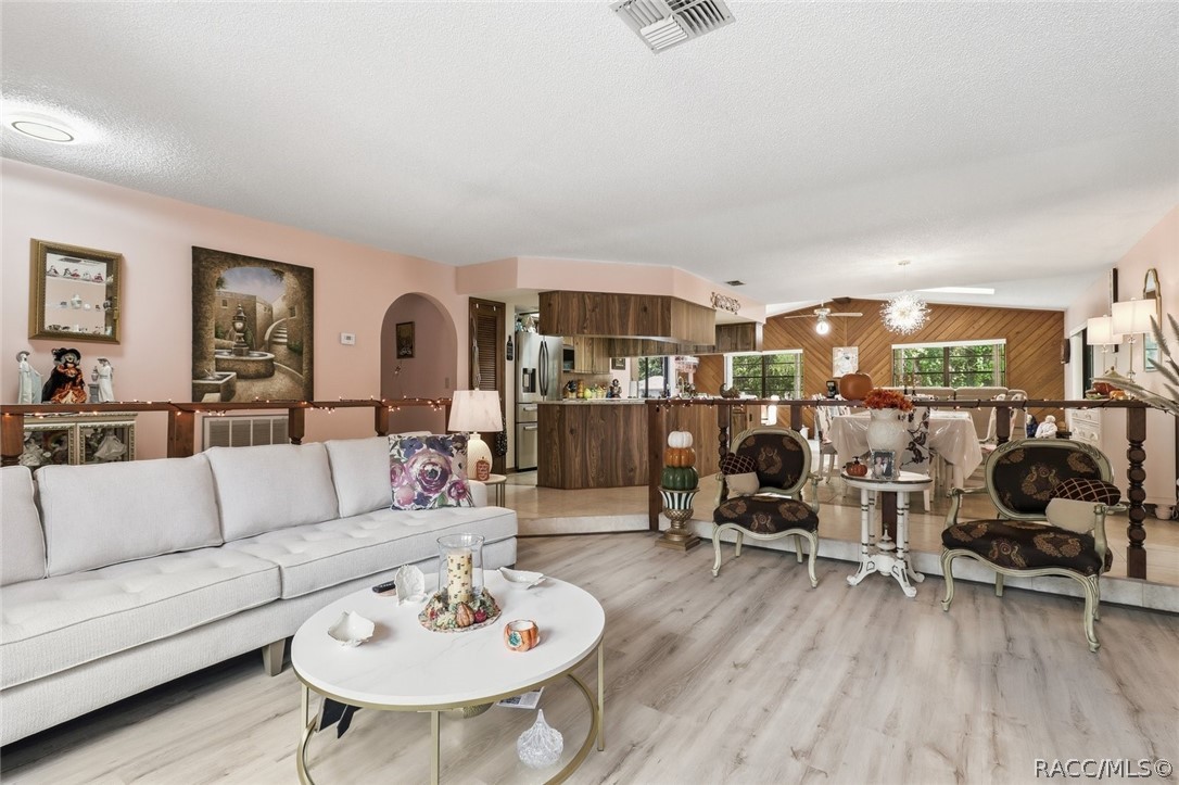 5 Mangrove Court S, Homosassa, FL 34446