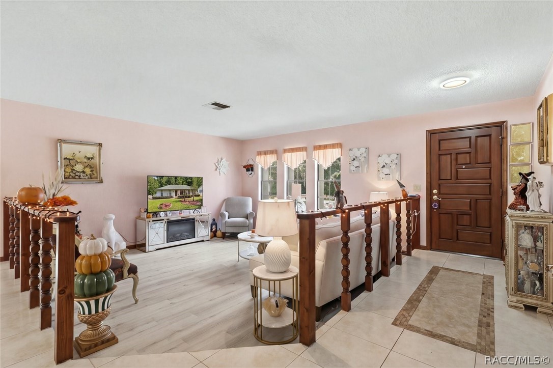 5 Mangrove Court S, Homosassa, FL 34446