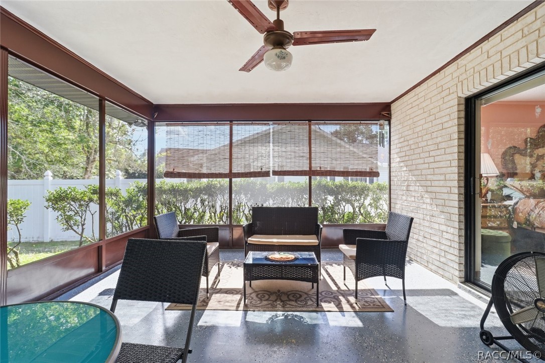 5 Mangrove Court S, Homosassa, FL 34446