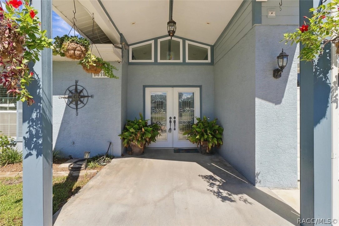14191 W River Road, Inglis, FL 34449