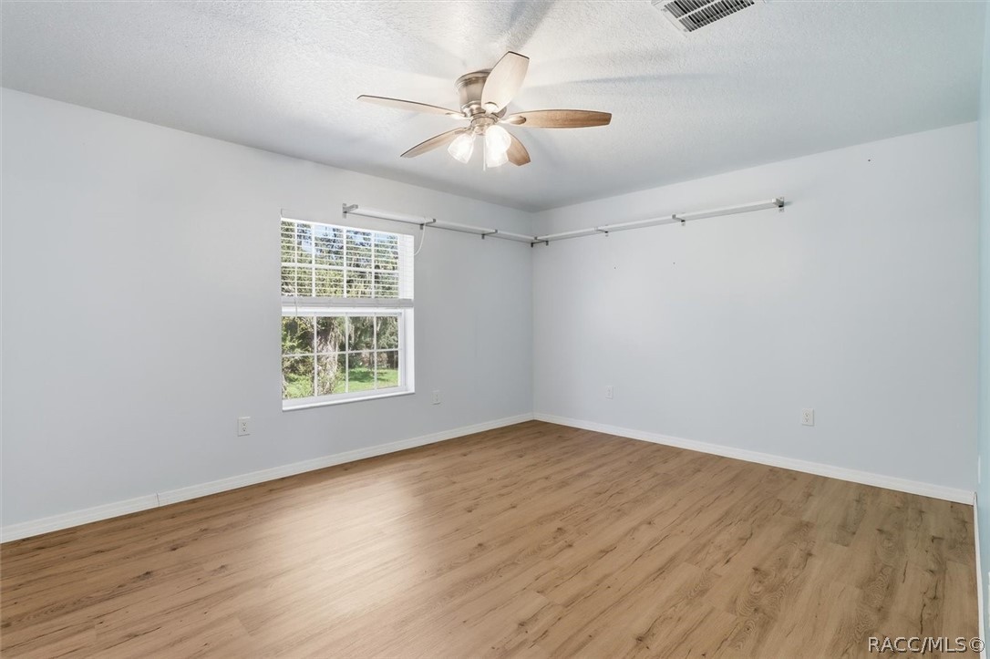 14191 W River Road, Inglis, FL 34449