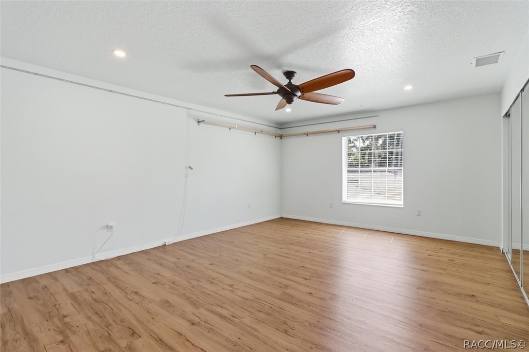 14191 W River Road, Inglis, FL 34449