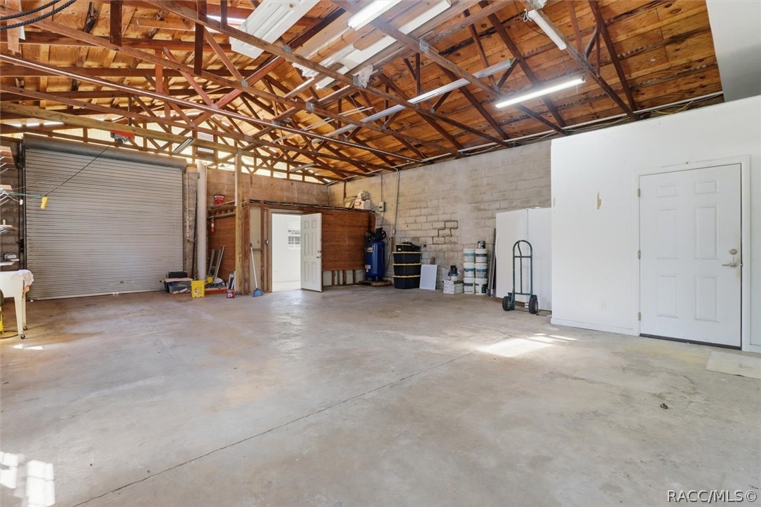 14191 W River Road, Inglis, FL 34449