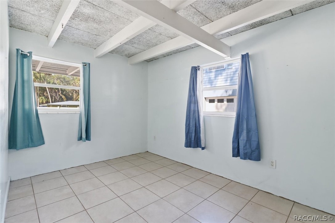 14191 W River Road, Inglis, FL 34449