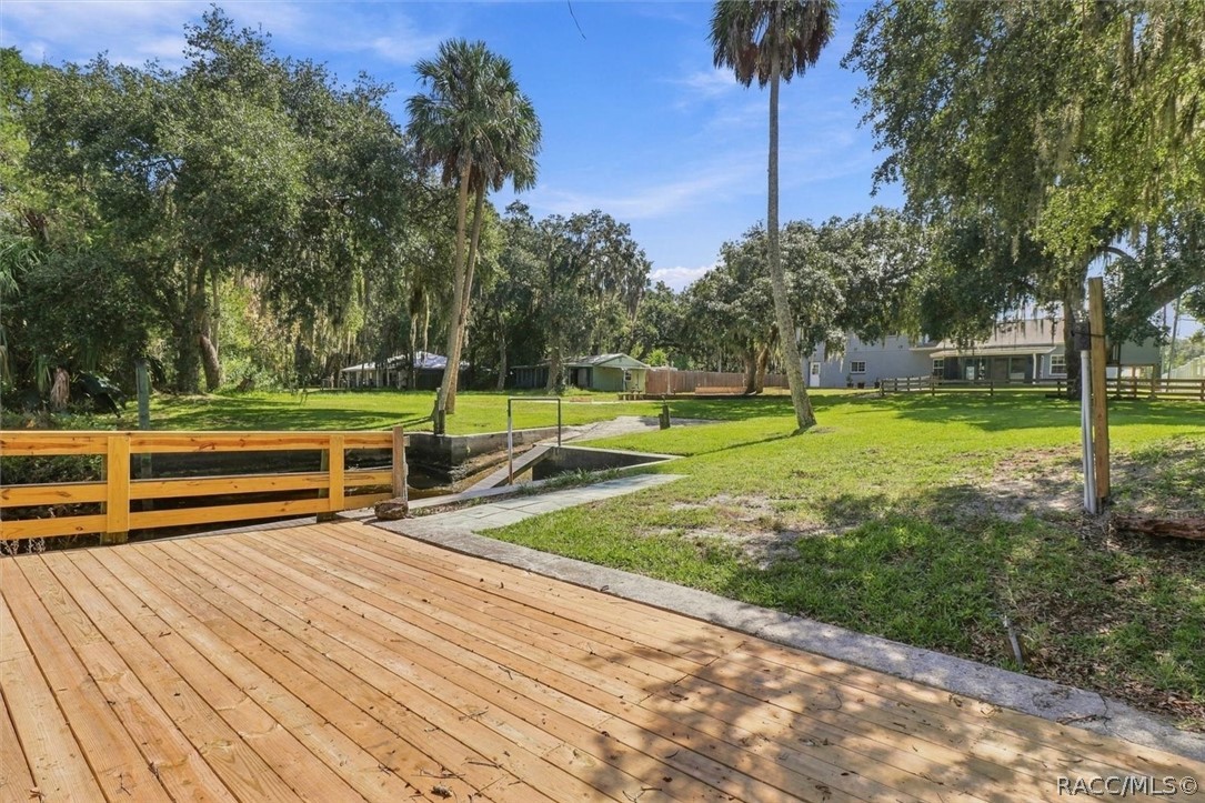 14191 W River Road, Inglis, FL 34449